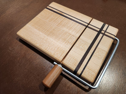 Maple & walnut pin striped cheese cutting board